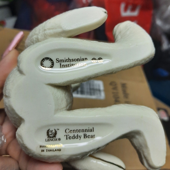 Lenox Centennial Bear by Smithsonian - Picture 3 of 3